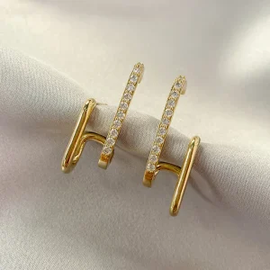 Korean Crystal Unusual Claw Stud Irregular Pearl Earring